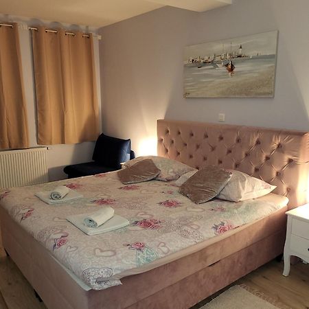 Villa Vino & Grad Záhřeb Exteriér fotografie