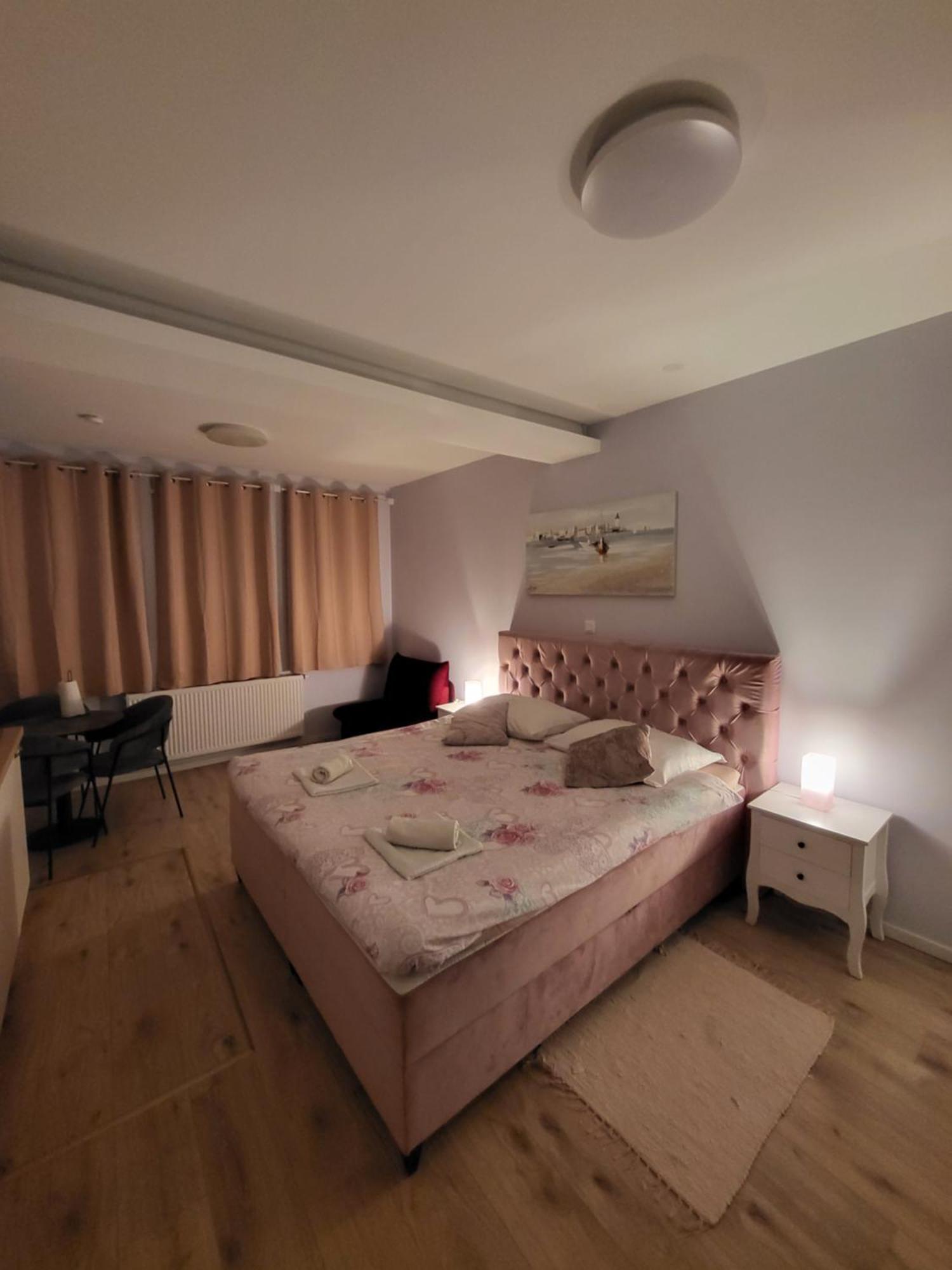 Villa Vino & Grad Záhřeb Exteriér fotografie
